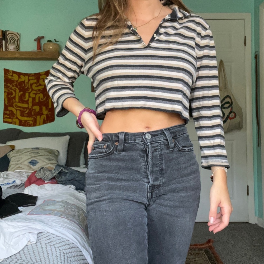 cropped stripped t-shirt